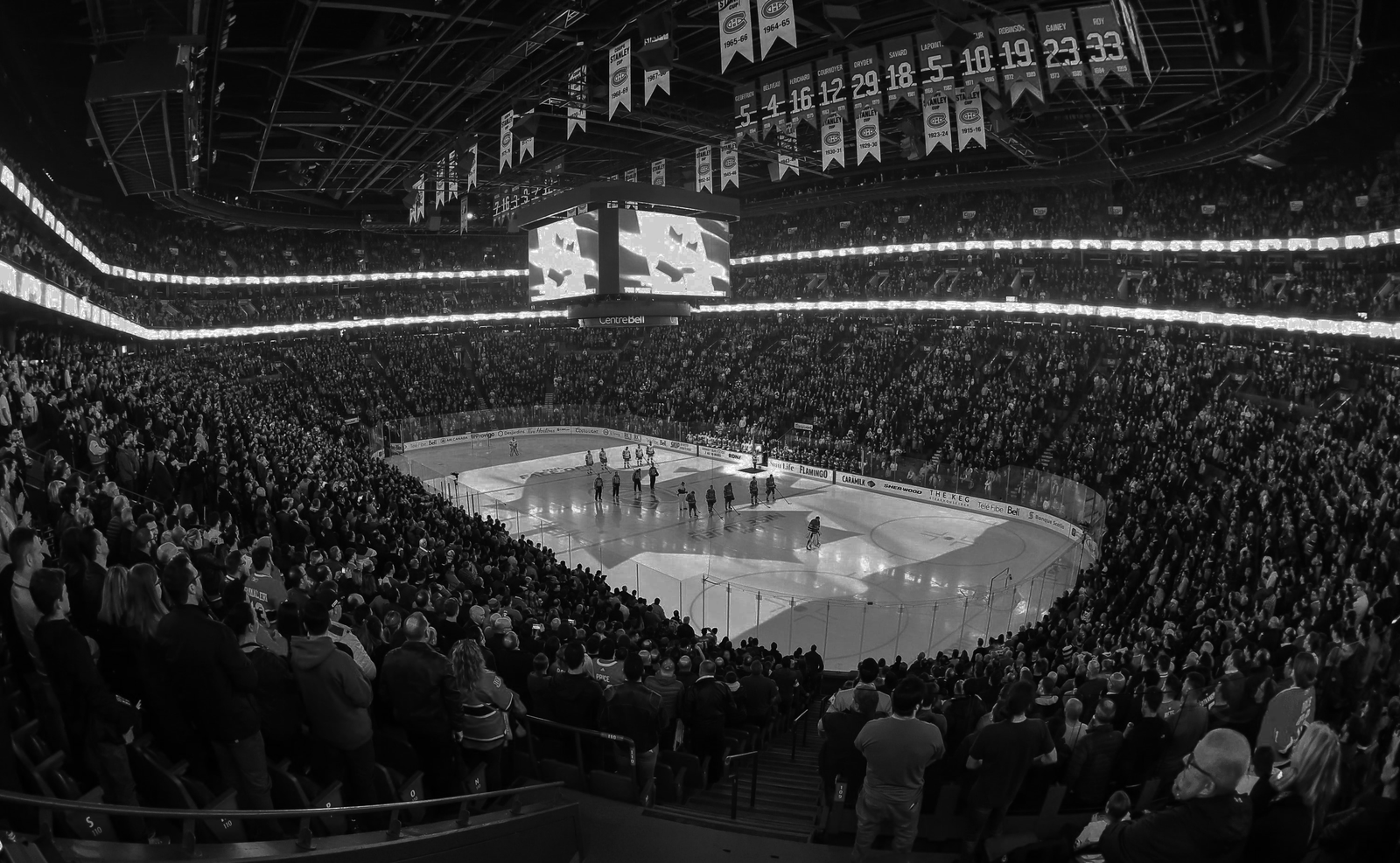 bell centre crowd shot e1572296999700